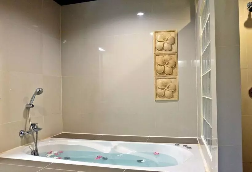 Ananda Lanta Resort Sha Extra Plus