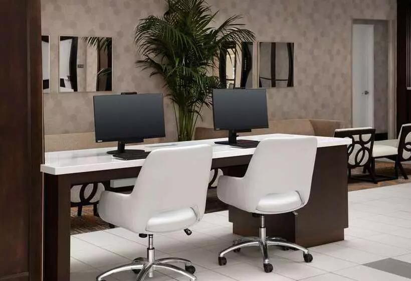 Embassy Suites La Quinta Hotel & Spa