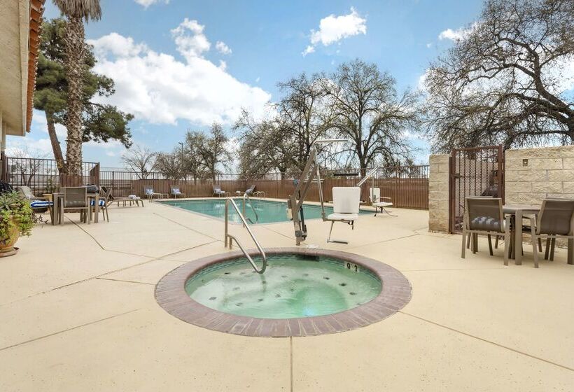 ホテル Best Western Visalia