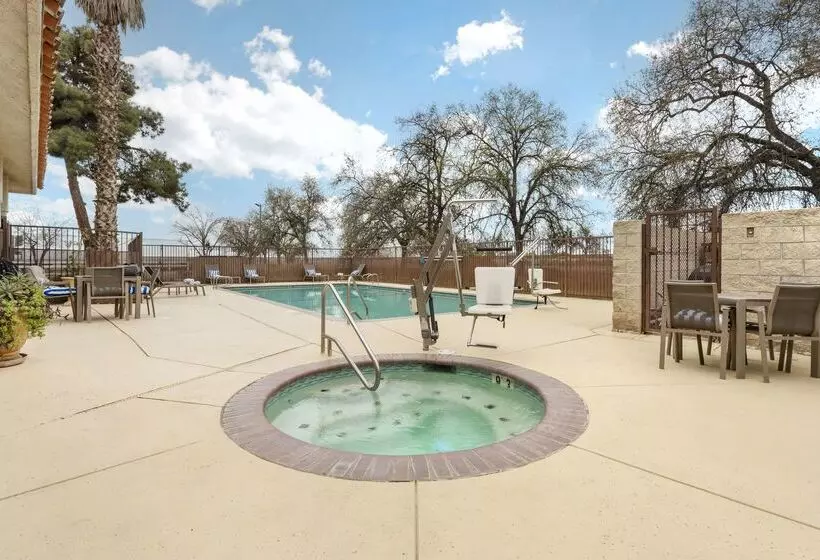 호텔 Best Western Visalia