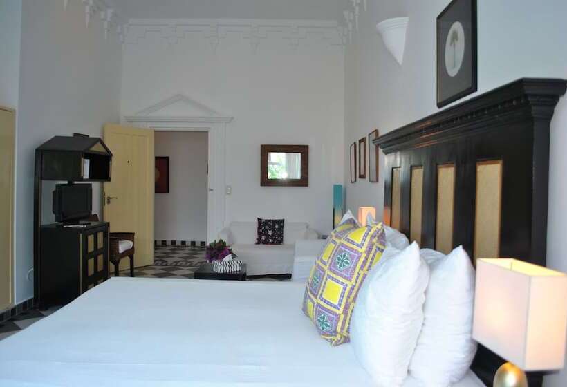 Отель Coco Ocean Resort & Spa