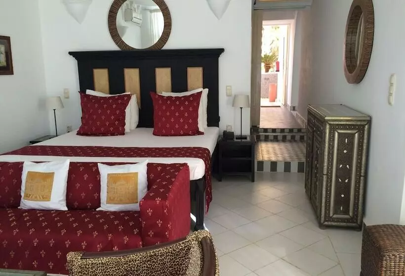 Отель Coco Ocean Resort & Spa