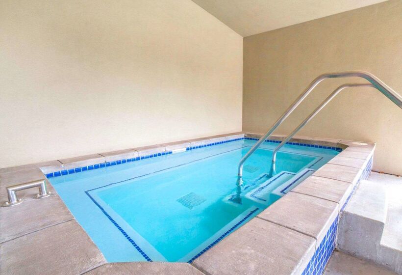 فندق Comfort Inn Downtown