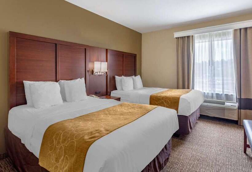 호텔 Comfort Suites At Rivergate Mall