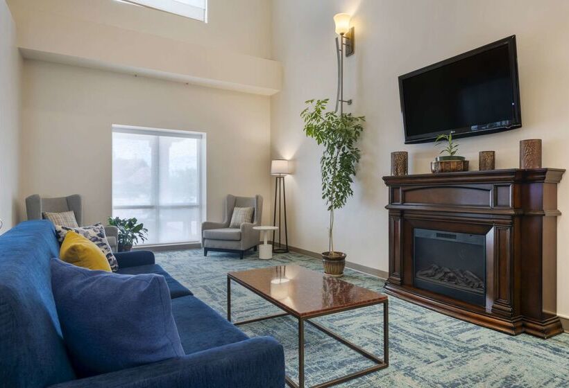 فندق Comfort Suites Conference Center Rapid City