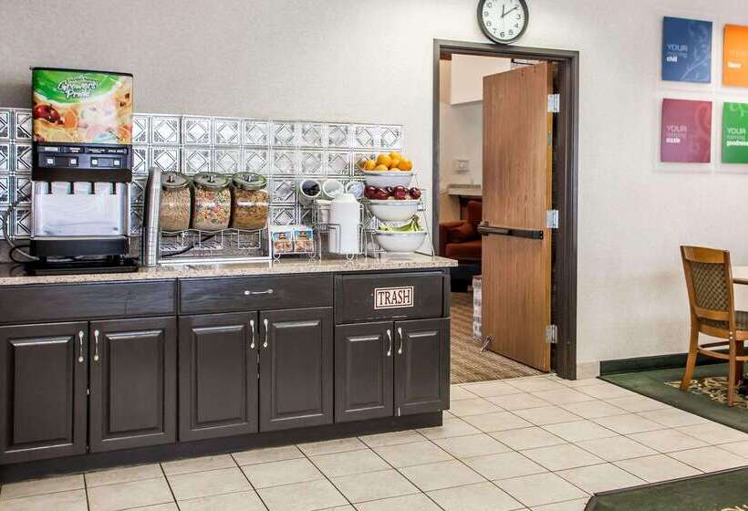 호텔 Comfort Suites Peoria I 74