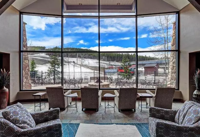فندق Crystal Peak Lodge By Vail Resorts