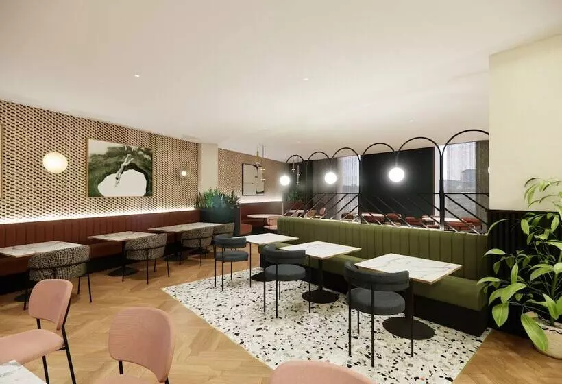 ホテル Doubletree By Hilton Sheffield City