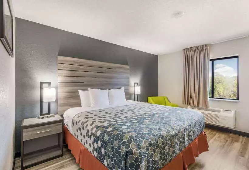 هتل Sonesta Essential Des Moines