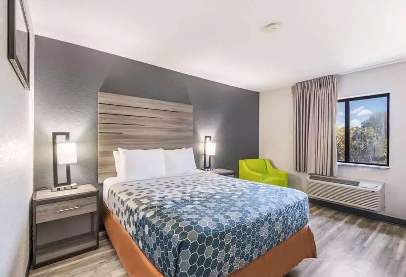 هتل Sonesta Essential Des Moines