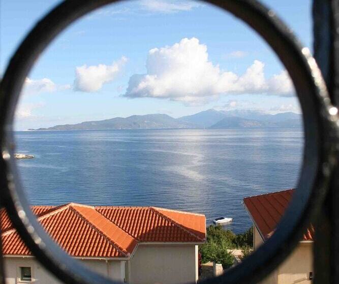 هتل Emelisse Nature Resort