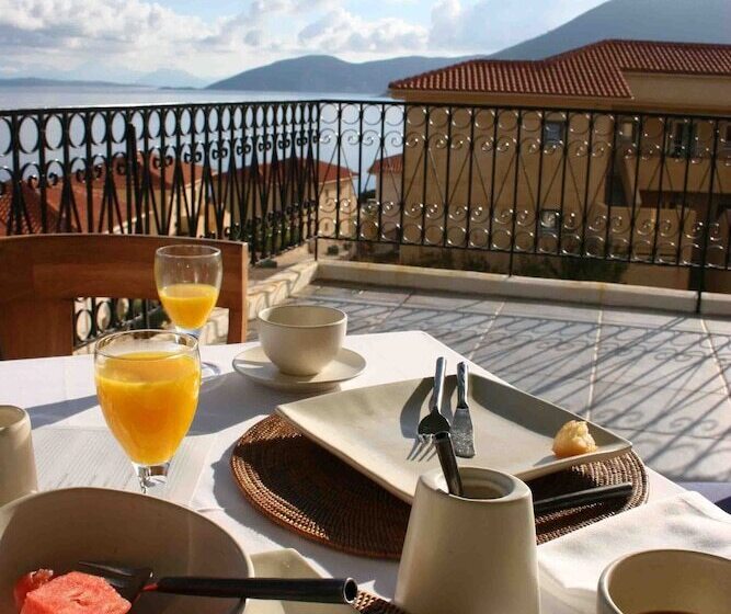 هتل Emelisse Nature Resort