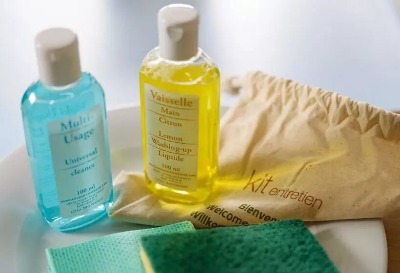 هتل Lagrange Vacances Les Roches Douvres