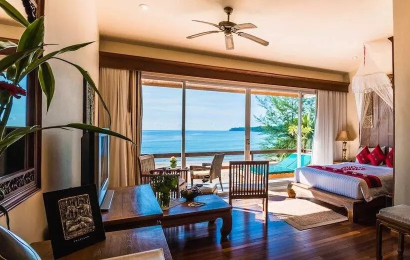 בית מלון כפרי Layalina