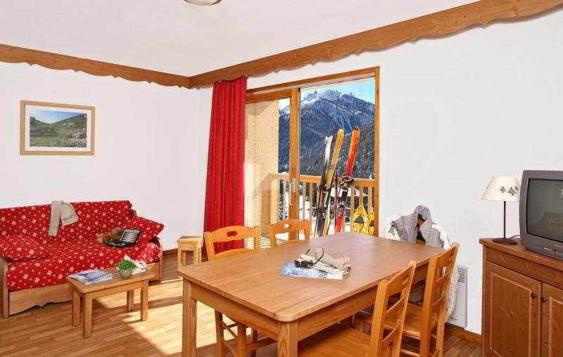 Отель Les Granges D Arvieux