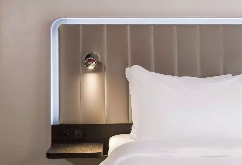 ホテル Radisson Red Oslo City Centre