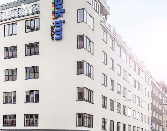 هتل Radisson Red Oslo City Centre