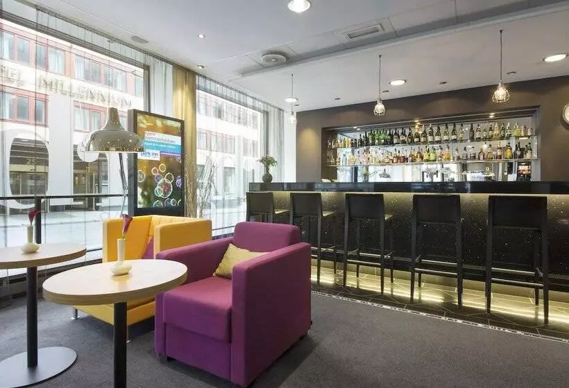 ホテル Radisson Red Oslo City Centre