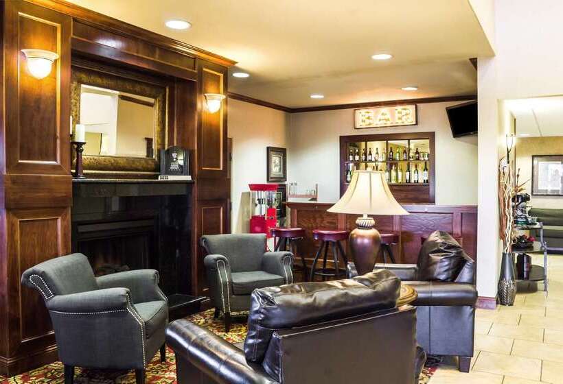 فندق Quality Inn & Suites Airport North