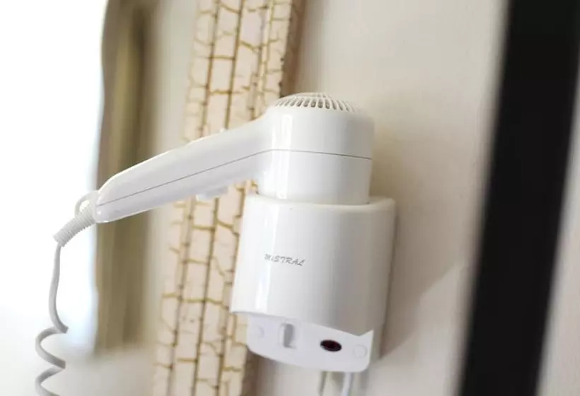 هتل Rambuttri Village Plaza