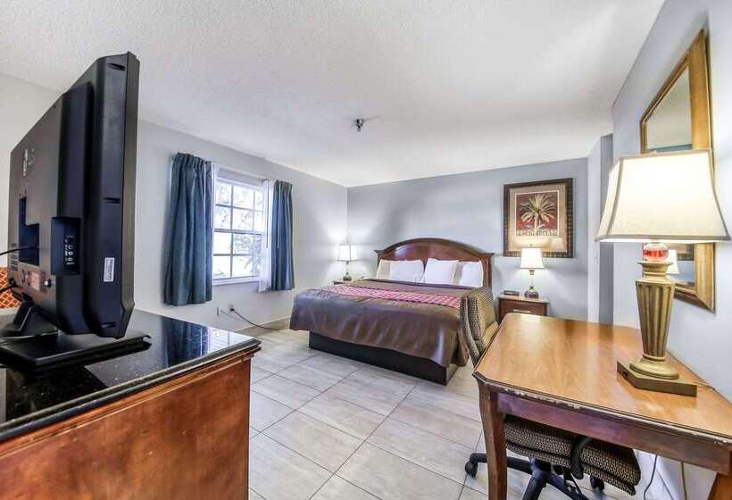 호텔 Rodeway Inn & Suites