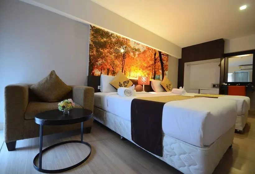 هتل Solace At Srinakarin