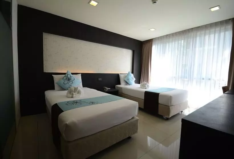 هتل Solace At Srinakarin