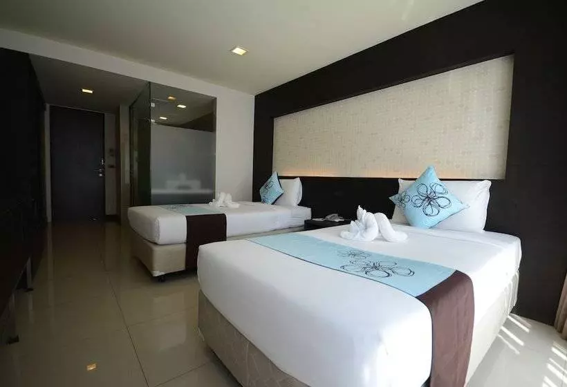 هتل Solace At Srinakarin