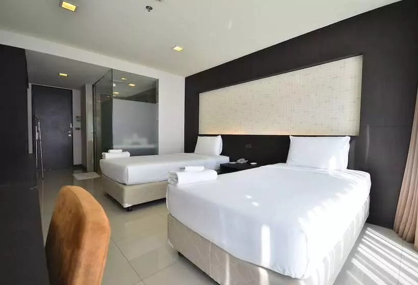 هتل Solace At Srinakarin