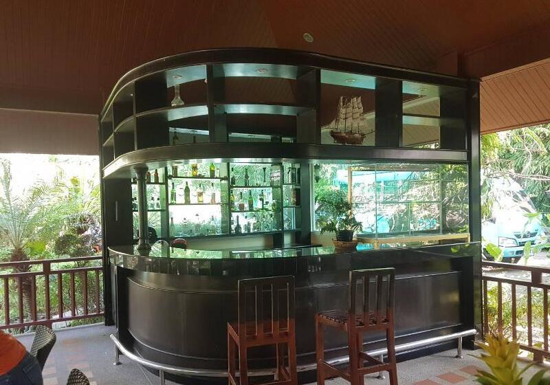 هتل Thai Modern Resort & Spa Newly Renovated