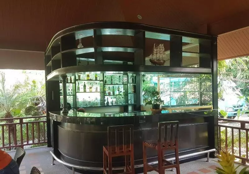 Hotel Thai Modern Resort & Spa Newly Renovated