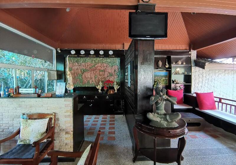 هتل Thai Modern Resort & Spa Newly Renovated