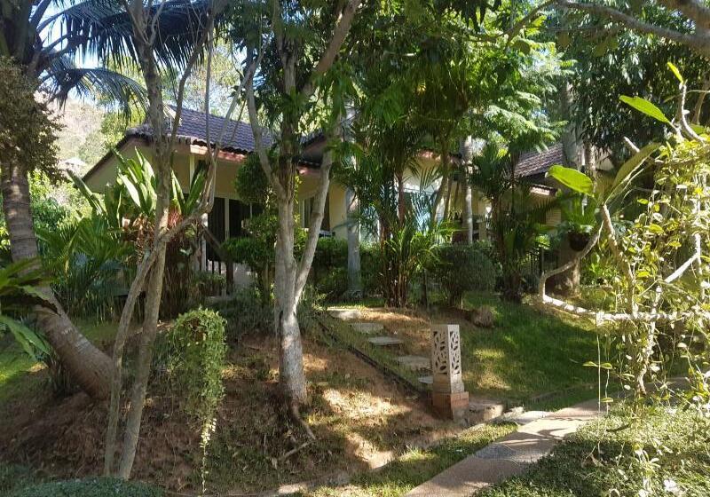 هتل Thai Modern Resort & Spa Newly Renovated