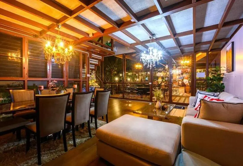 Hotelli Thai Modern Resort & Spa Newly Renovated
