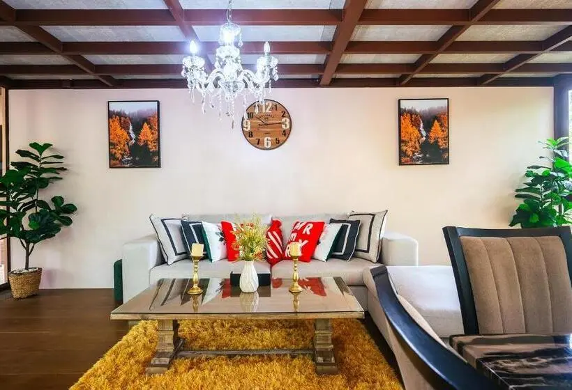 Hotelli Thai Modern Resort & Spa Newly Renovated