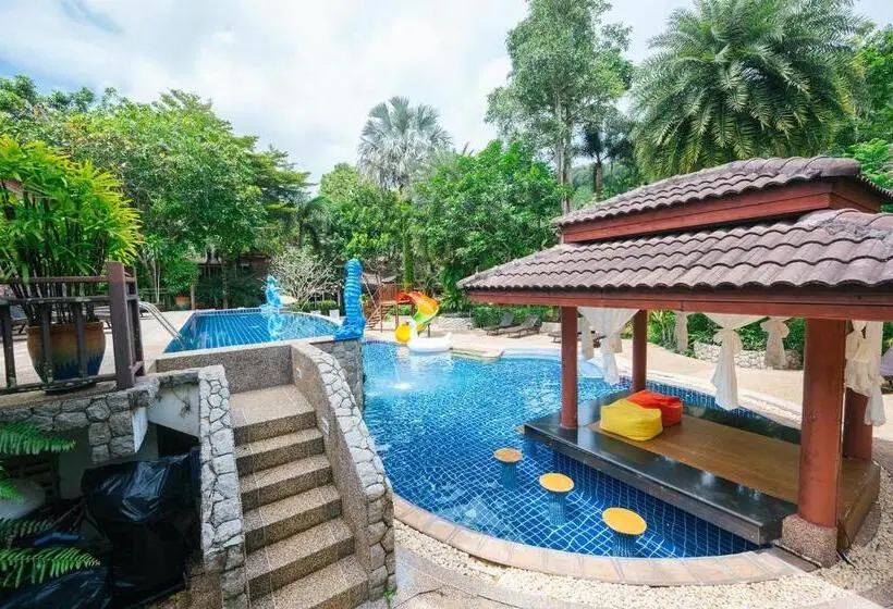 Hotelli Thai Modern Resort & Spa Newly Renovated