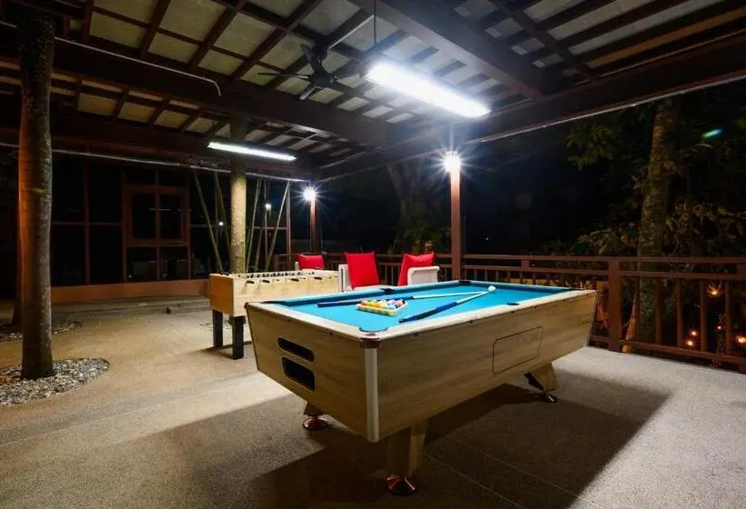 Hotelli Thai Modern Resort & Spa Newly Renovated