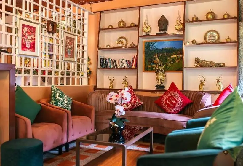 Hotelli Thai Modern Resort & Spa Newly Renovated