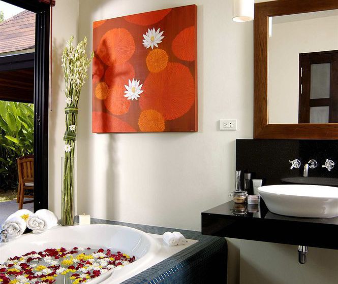 酒店 Two Villas Holiday Oriental Style Nai Harn Beach