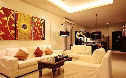 ホテル Two Villas Holiday Oriental Style Nai Harn Beach