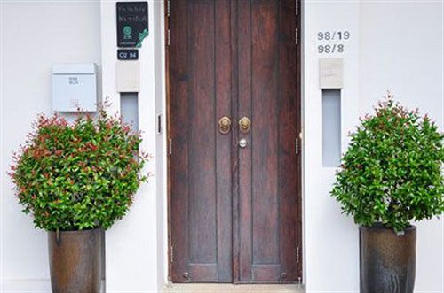 酒店 Two Villas Holiday Oriental Style Nai Harn Beach