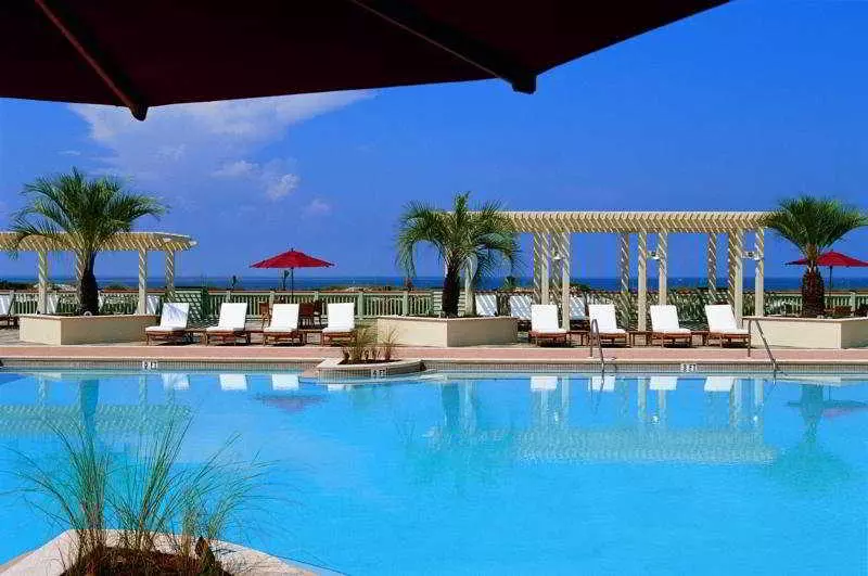هتل Watercolor Inn & Resort