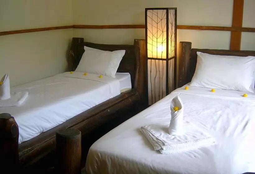 Phuttachot Resort