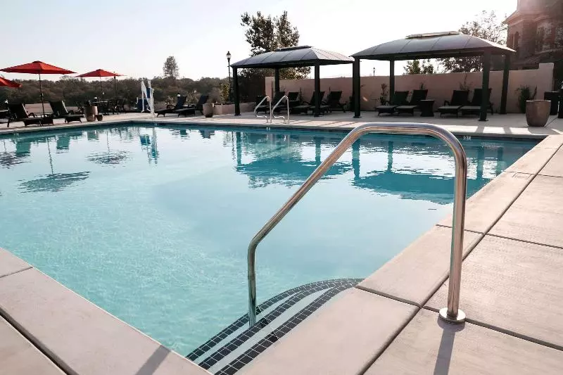 Gateway Hotel, Trademark Collection By Wyndham