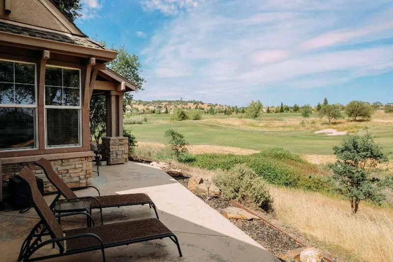 Gateway Hotel, Trademark Collection By Wyndham