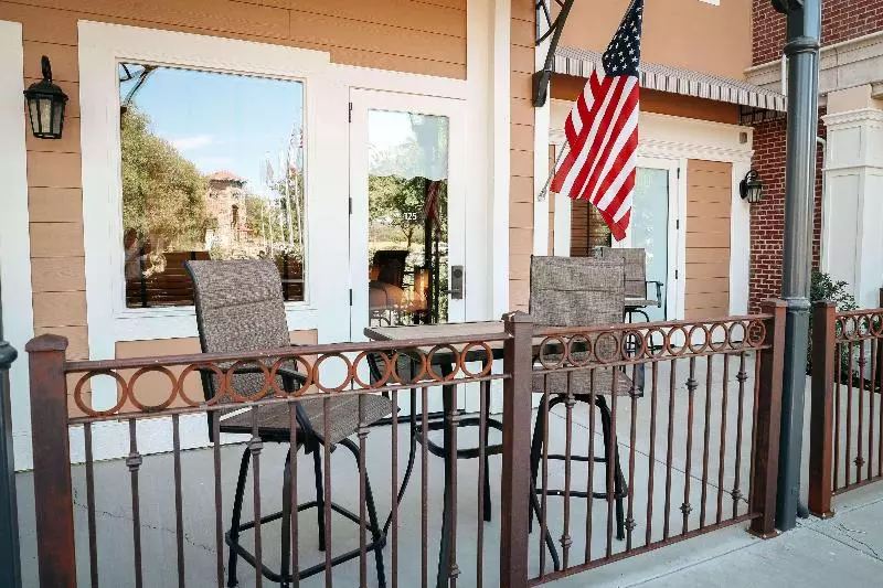 Gateway Hotel, Trademark Collection By Wyndham