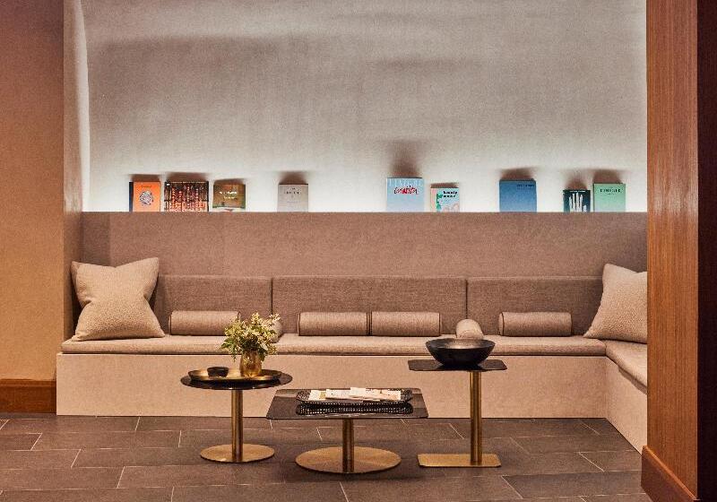 Omni Boston Hotel At The Seaport