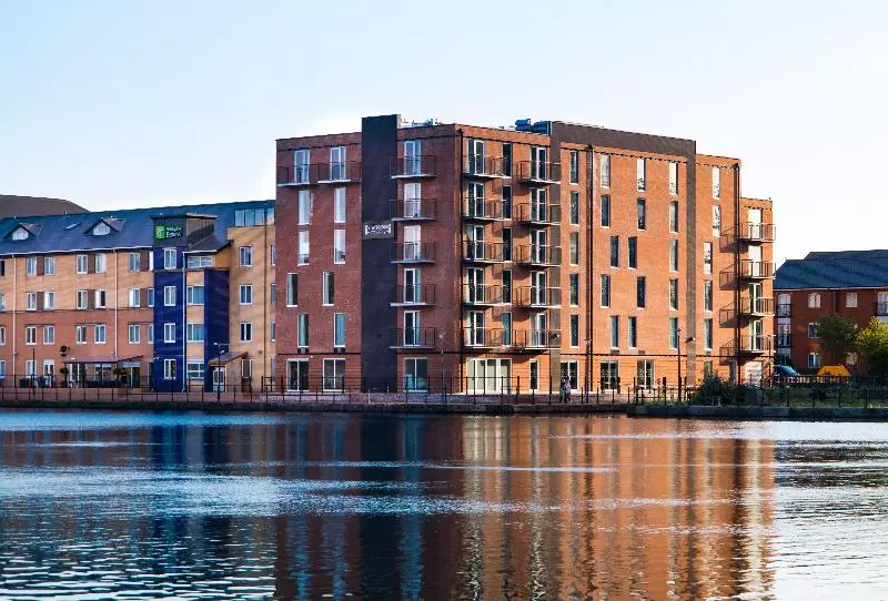 ホテル Staybridge Suites   Cardiff, An Ihg