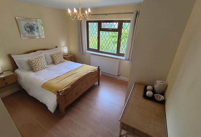 Meadow Rise Guest House