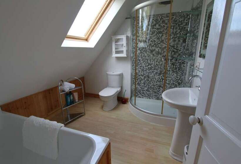 Meadow Rise Guest House